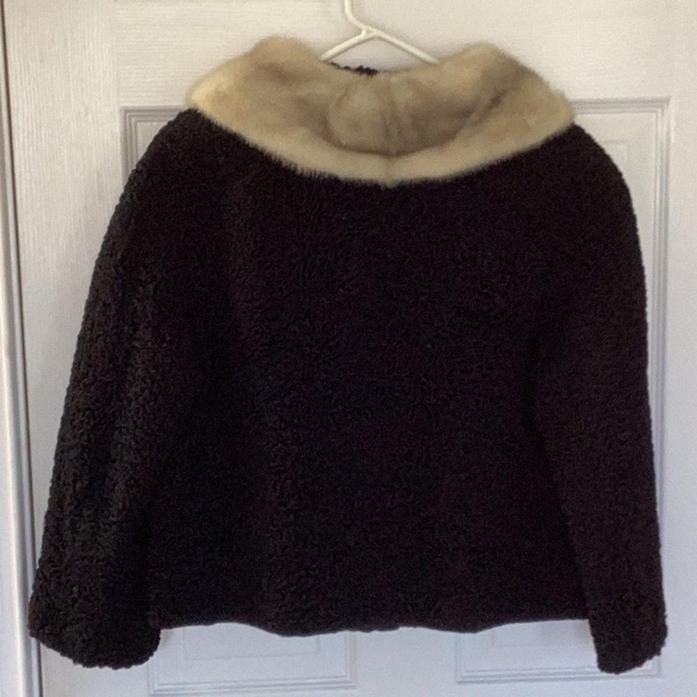 Vintage Persian curly lamb coat with mink collar - Picture 3 of 4